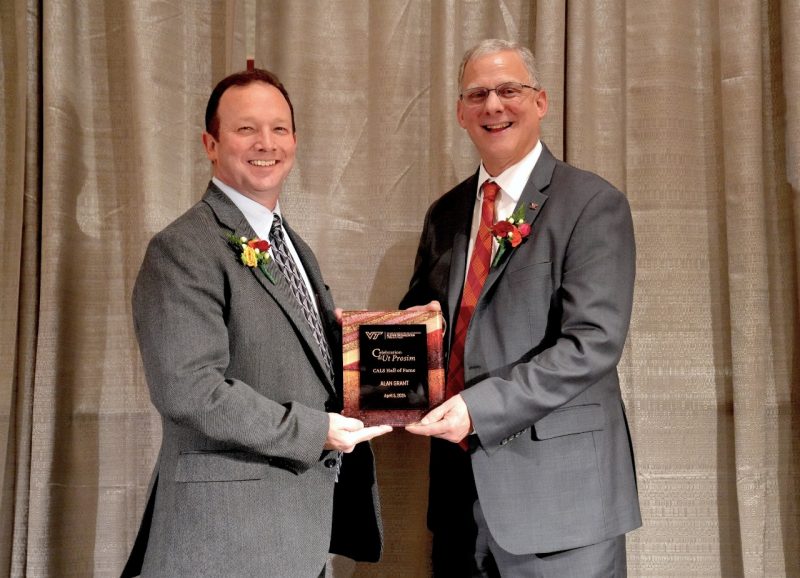 Alan Grant receives an award