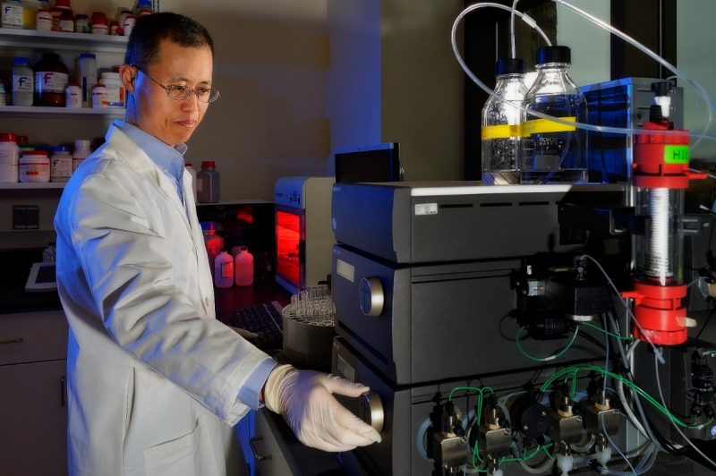 Professor Chenmig (Mike) Zhang, Biological Systems Engineering