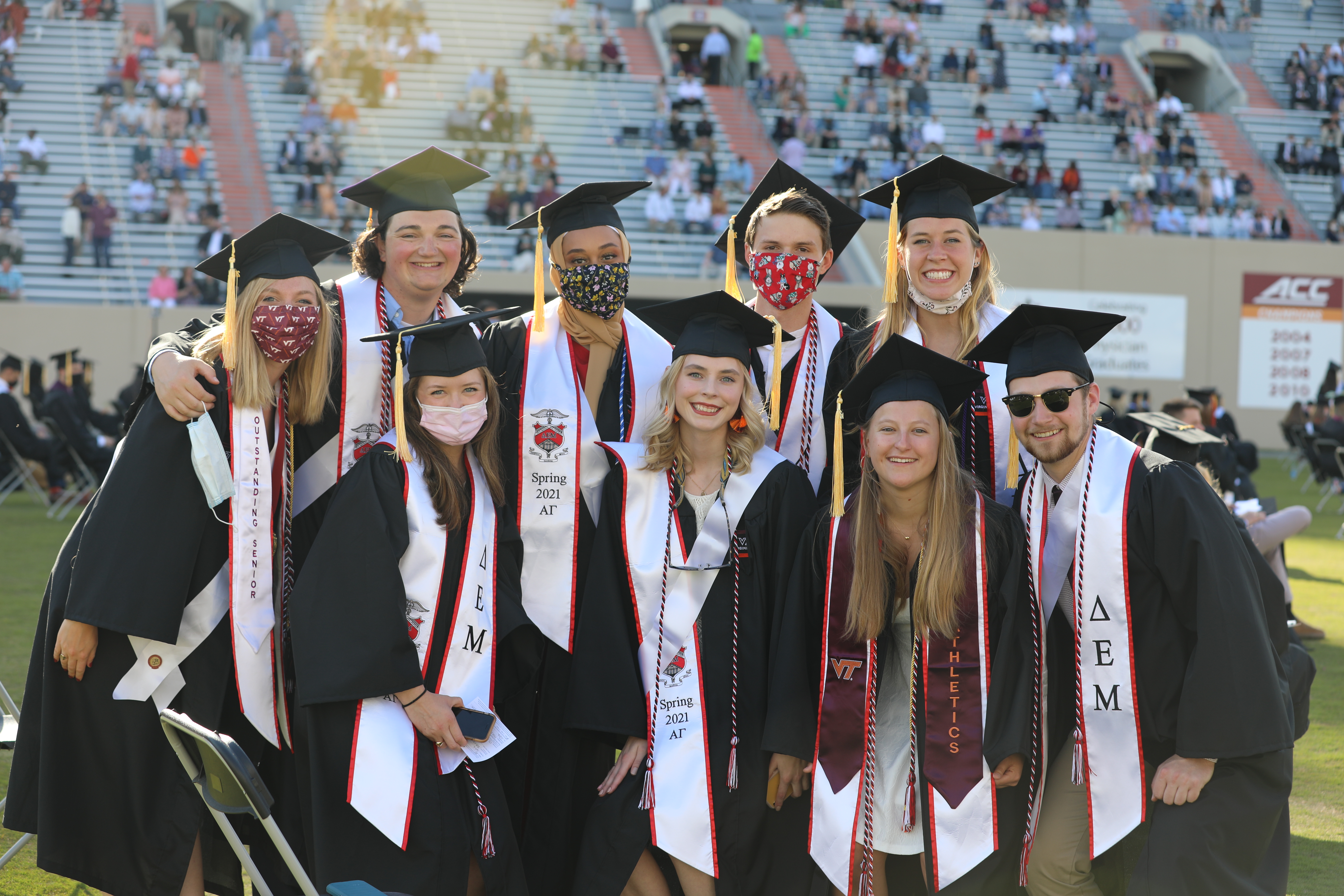 Outstanding Senior group photo 