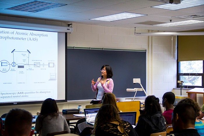 GTS Scholar LiYun applies her knowledge of teaching strategies to her class